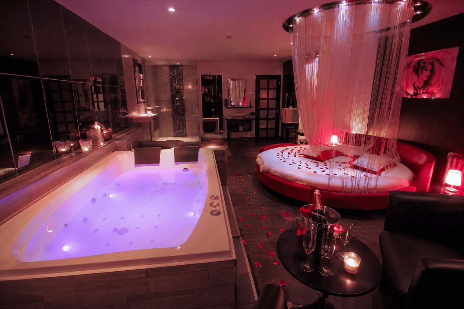 Love room Tours